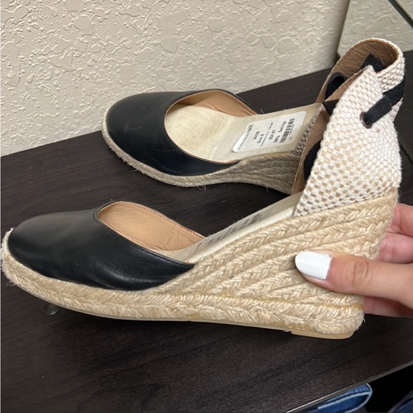 NWT- Classic Leather Wedge Raffia Espadrille - Picture 6 of 6